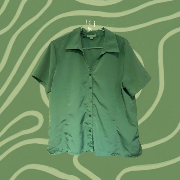 sage green button down shirt 🌱🍄 - Picture 1 of 2